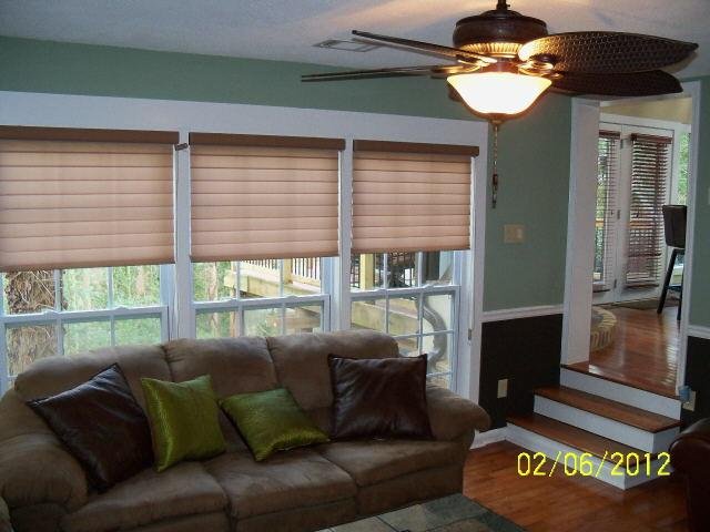 47 Lake Dr, Acworth, GA 30102